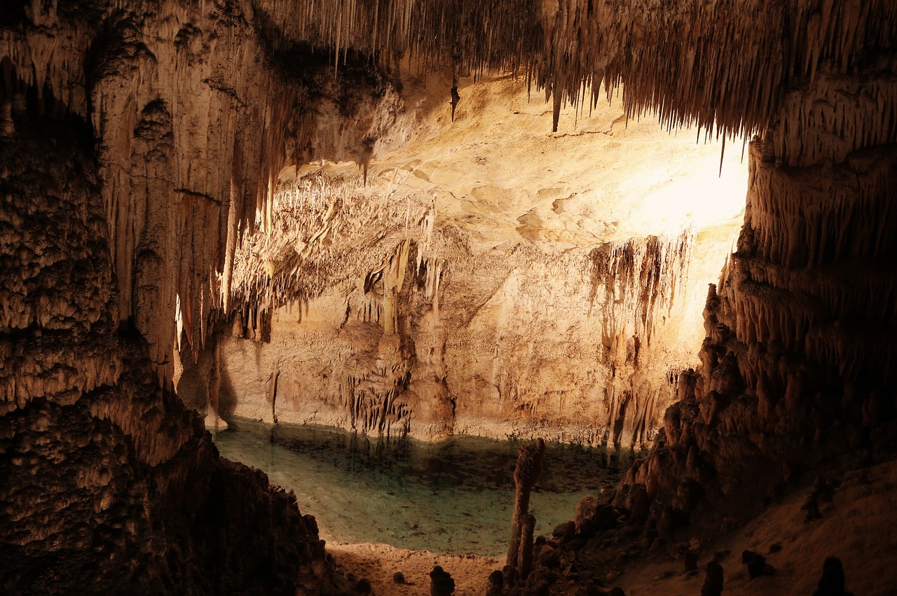 crystal cavern caves